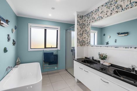 Photo of property in 4 Coach Road, Fairfield, Dunedin, 9018