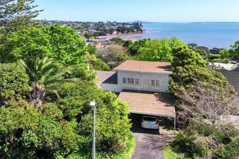 Photo of property in 12 Island View Terrace, Cockle Bay, Auckland, 2014
