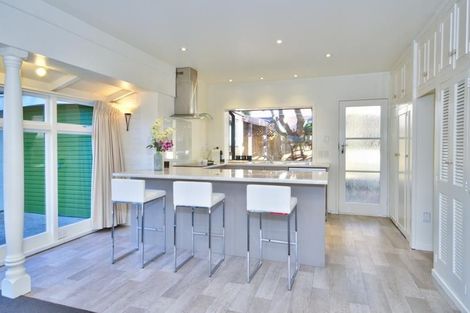 Photo of property in 2/15 Matuhi Rise, Henderson, Auckland, 0612