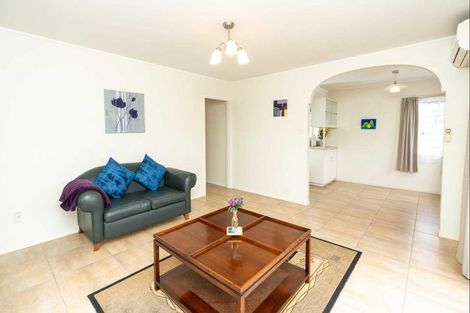 Photo of property in 30 Brocas Avenue, Hillcrest, Hamilton, 3216