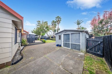 Photo of property in 5 Leven Lane, Totara Heights, Auckland, 2105