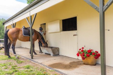 Photo of property in 1222 Taihape Road, Sherenden, Hastings, 4179