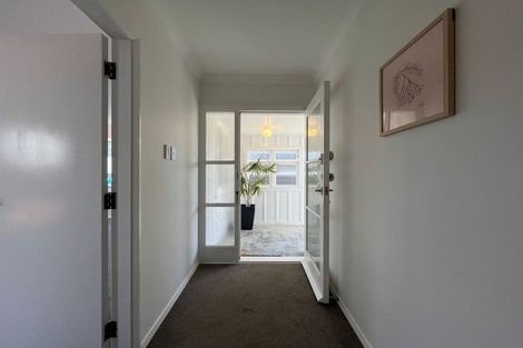 Photo of property in 83 Wai-iti Crescent, Woburn, Lower Hutt, 5010