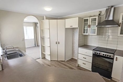 Photo of property in 6 Vesca Place, Golflands, Auckland, 2013