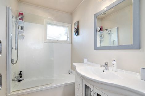 Photo of property in 318 Seaview Road, Stoke, Nelson, 7011