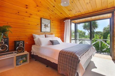 Photo of property in 4 Portobello Place, Torbay, Auckland, 0630