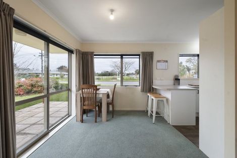 Photo of property in 17 Johnson Street, Bulls, 4818