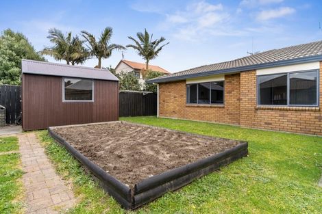 Photo of property in 11 Reef Avenue, Papamoa Beach, Papamoa, 3118