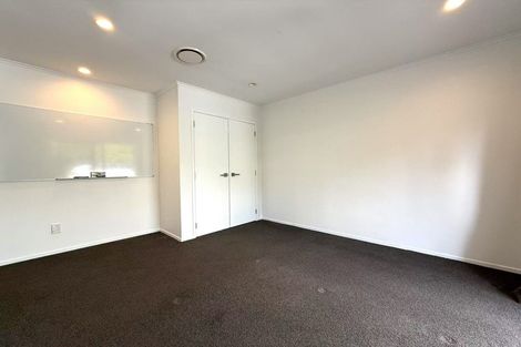 Photo of property in 26 Kingfisher Grove, Greenhithe, Auckland, 0632