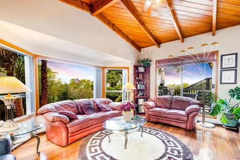 Photo of property in 834 West Coast Road, Waiatarua, Auckland, 0604