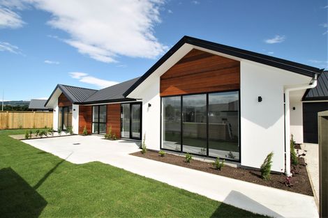 Photo of property in 44 Anderton Crescent, Mosgiel, 9024