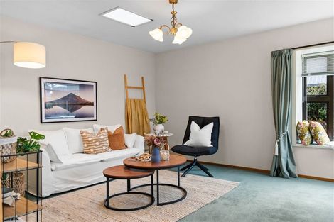 Photo of property in 1/251 Memorial Avenue, Burnside, Christchurch, 8053