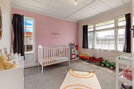 Photo of property in 42 King Street, Marton, 4710