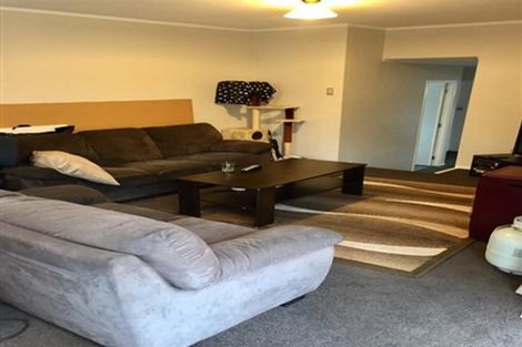 Photo of property in 13 Wilkinson Way, Browns Bay, Auckland, 0630