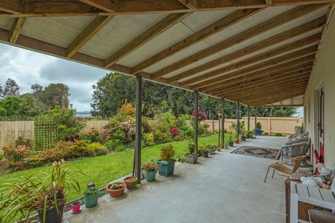 Photo of property in 10 Tui Glen Drive, Levin, 5571