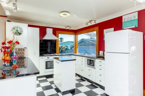 Photo of property in 32 Nelson Street, Mayfield, Blenheim, 7201