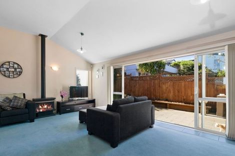 Photo of property in 1/13 Edgeworth Road, Glenfield, Auckland, 0629