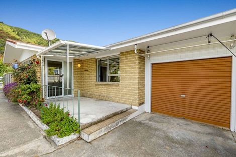 Photo of property in 131a Waikawa Road, Picton, 7220