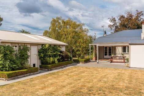 Photo of property in 12 Kent Street, Carterton, 5713