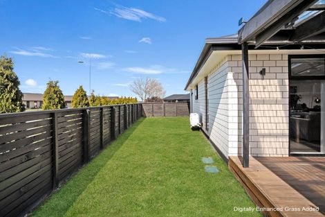 Photo of property in 17 Aroha Street, Pegasus, 7612