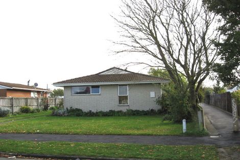 Photo of property in 9 La Perouse Place, Northcote, Christchurch, 8052