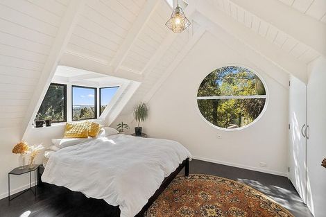 Photo of property in 43 Kohu Road, Titirangi, Auckland, 0604