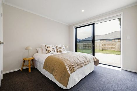 Photo of property in 67 Jarrett Terrace, Leamington, Cambridge, 3432