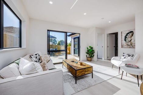Photo of property in 4c Glenmore Road, Sunnyhills, Auckland, 2010