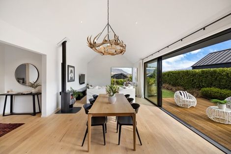 Photo of property in 1 Wanderer Lane, Jacks Point, Queenstown, 9371