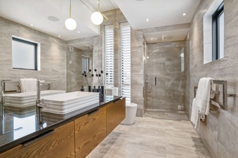 Photo of property in 98 Paritai Drive, Orakei, Auckland, 1071