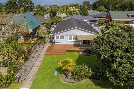 Photo of property in 12 Forest Glen, Orewa, 0931