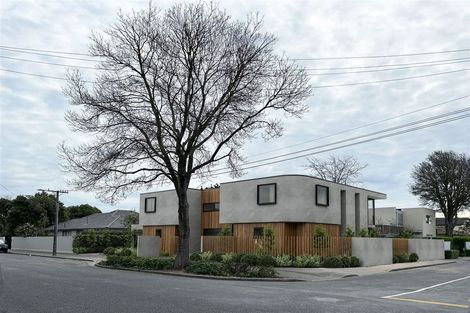 Photo of property in 35 Office Road, Merivale, Christchurch, 8014