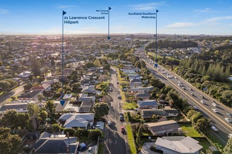 Photo of property in 21 Lawrence Crescent, Hillpark, Auckland, 2102