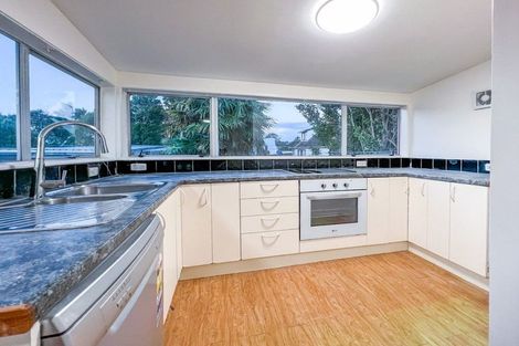 Photo of property in 1/3 Mannering Place, Hillcrest, Auckland, 0627