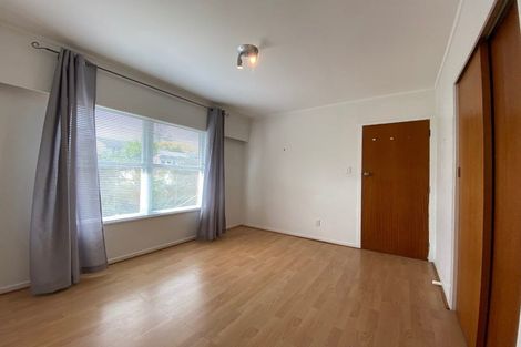 Photo of property in 2/20 Northumberland Avenue, Belmont, Auckland, 0622