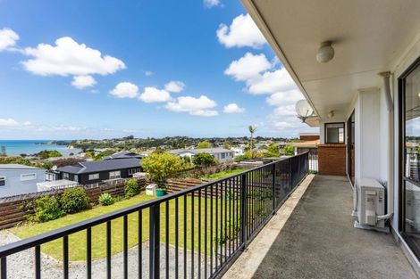 Photo of property in 17 Tara Place, Snells Beach, 0920