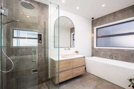 Photo of property in 3/20b Gordon Street, Glen Avon, New Plymouth, 4312