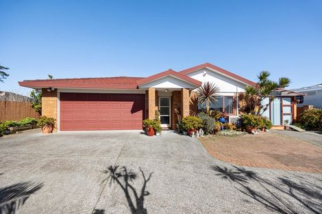 Photo of property in 54 Greenberry Drive, Ranui, Auckland, 0612