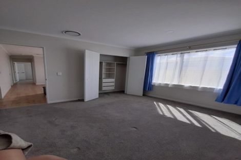 Photo of property in 21 Hakinakina Drive, Flat Bush, Auckland, 2019