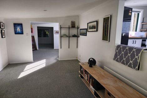 Photo of property in 30 Crest Road, Akatarawa, Upper Hutt, 5372