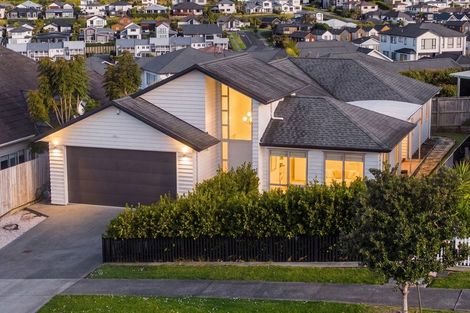Photo of property in 12 Pommes Way, Silverdale, 0932