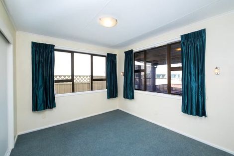 Photo of property in 71 The Esplanade, Westshore, Napier, 4110