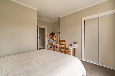 Photo of property in 5 Hargest Crescent, Saint Kilda, Dunedin, 9012