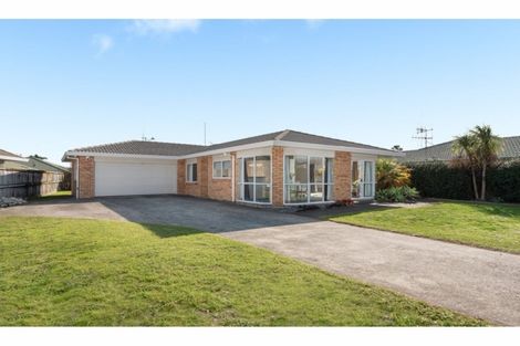 Photo of property in 18 Ocean Crest, Papamoa Beach, Papamoa, 3118