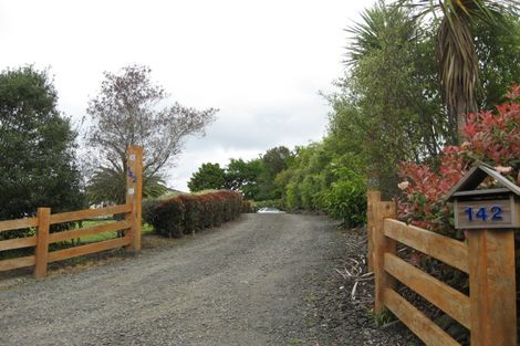 Photo of property in 142 Pomona Road, Kumeu, 0891