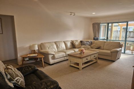 Photo of property in 34 Blake Boulevard, Papamoa Beach, Papamoa, 3118