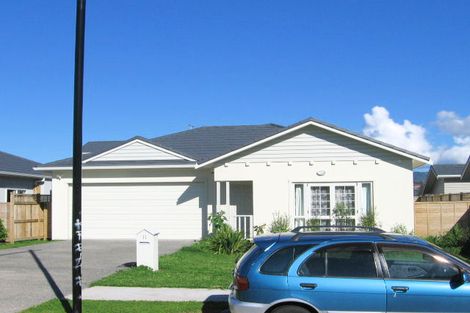 Photo of property in 11 Mulvaney Crescent, Henderson, Auckland, 0612