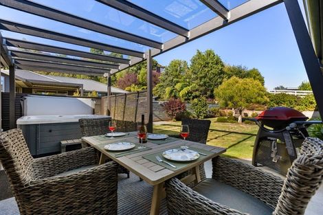 Photo of property in 7 Pike Place, Ferndale, New Plymouth, 4310