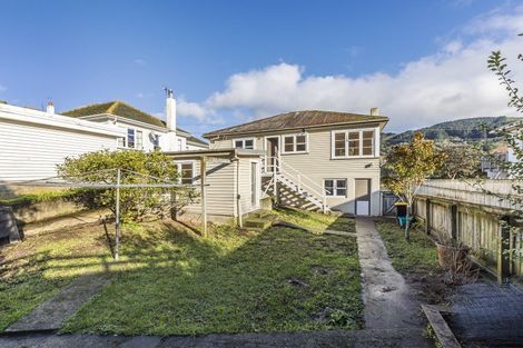 Photo of property in 34 Duncan Street, Tawa, Wellington, 5028
