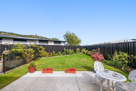 Photo of property in 12 Passchendaele Grove, Trentham, Upper Hutt, 5018